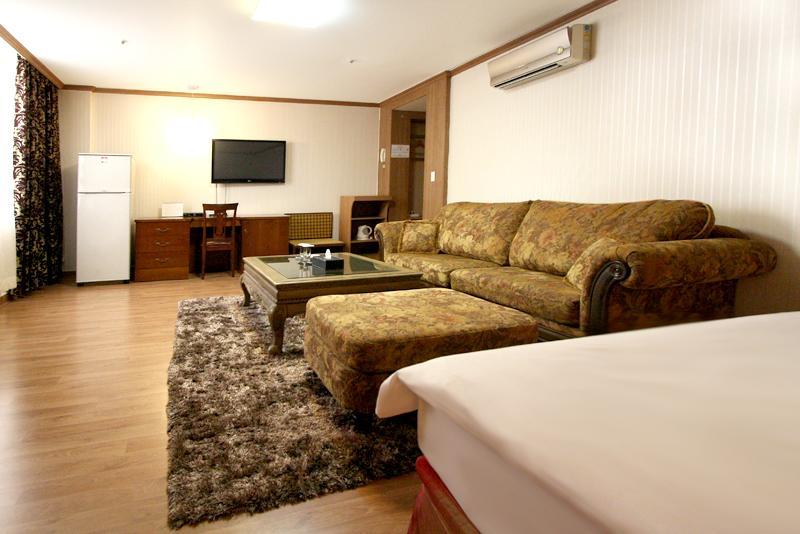 Changwon Olympic Hotel Zewnętrze zdjęcie